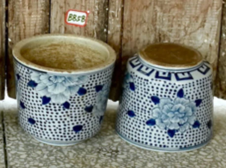 Blue and White Small Pot (Large Flower) 4" x 5" - Image 2
