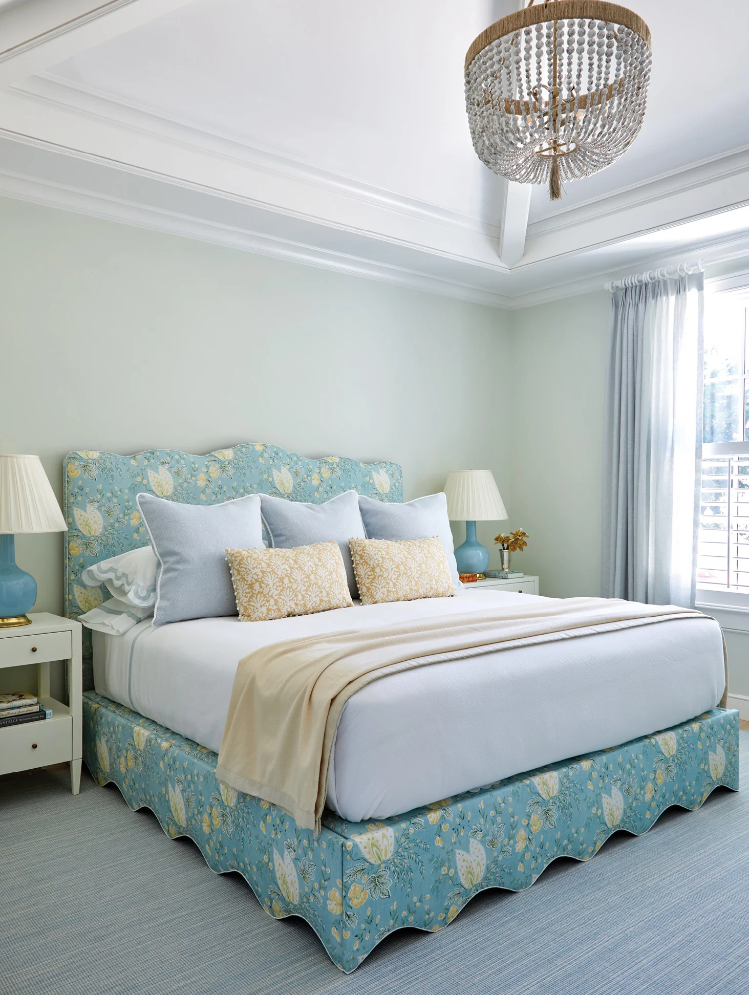 Capri Platform Bed - Image 4