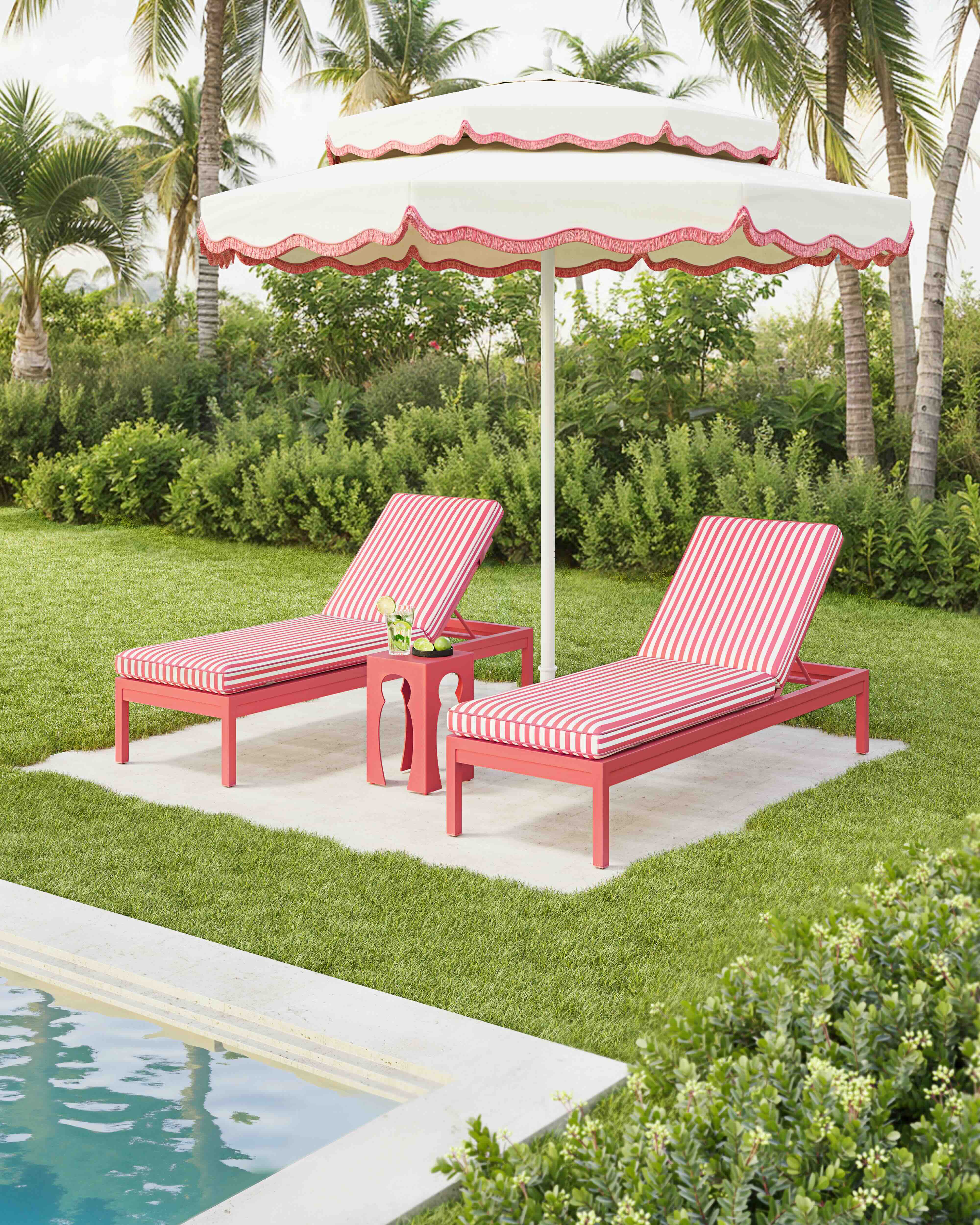 oomph Outdoor Chaise - Image 5